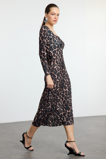 Trendyol Collection Leopard Print Stretchy Maxi Φόρεμα - Καφέ, Flounced, Εφαρμόζεται στο σώμα TWOAW24EL00613