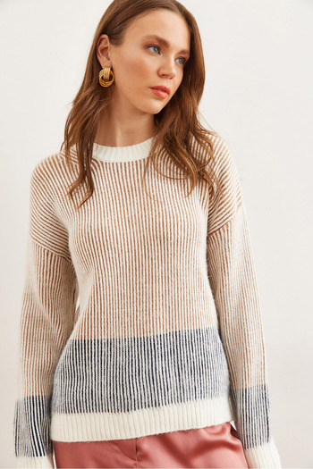 Olalook Women's Beige Gray Striped Raised Knitwear Sweater Kzk- 19000855