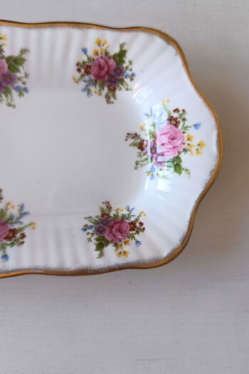 ABBETC Elizabethan Vintage Porcelain Tray 25cm