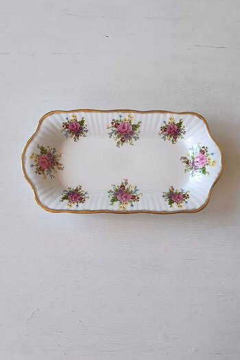ABBETC Elizabethan Vintage Porcelain Tray 25cm