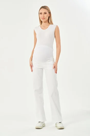 BUSA Maternity Flexible Abdomen Banded Adjustable Waist Loose Leg Jeans Pants White