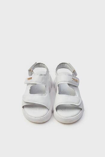 Tyess BG Store Girls' White Sandals