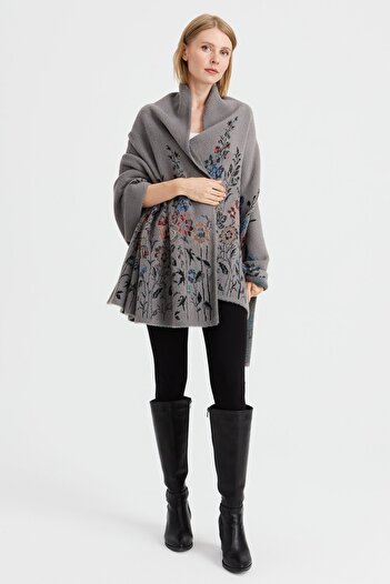 Desen Triko Women's Knitwear Shawl with Wildflower Patterned Edges 02