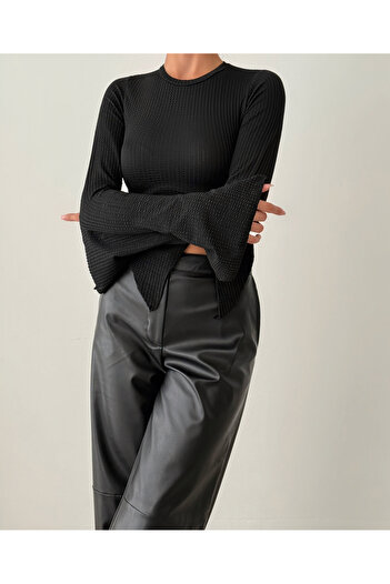 Friday Mood Women's Asymmetrical Spanish Sleeve Blouse