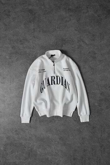 Slatra Men's White Guardian Half Zipper Oversize Sweatshirt