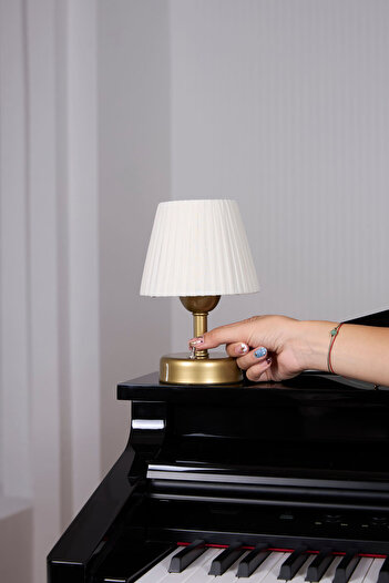 Maison Avf Osmanlı İpeği Pileli Kablosuz Masa Lambası -Alt Eskitme Gold Led Işık ( 9v Pil 75-90 Saat)