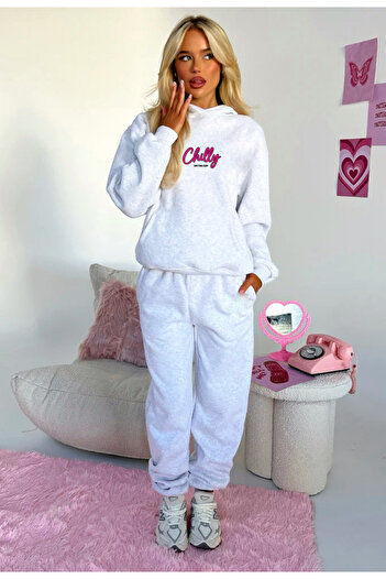 Cakkey Women's Chilly Hooded Sweatshirt and Sweatpants Set Gray