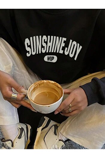 Mythologie Суитшърт Sunshine Joy - черен с принт, с голям размер и велосипедна яка