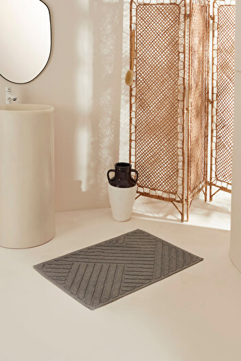 Karaca Home Gray Sarah Anderson Bath Mat