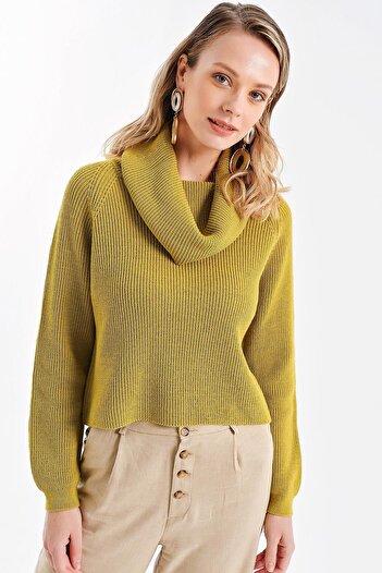 CHUBA Women's Degaje Turtleneck Short Thessaloniki Knitwear Sweater 20W106