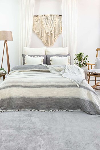 Meet MyNatural 100% Cotton Double Size Bedspread Set with Double Sided Pillowcases