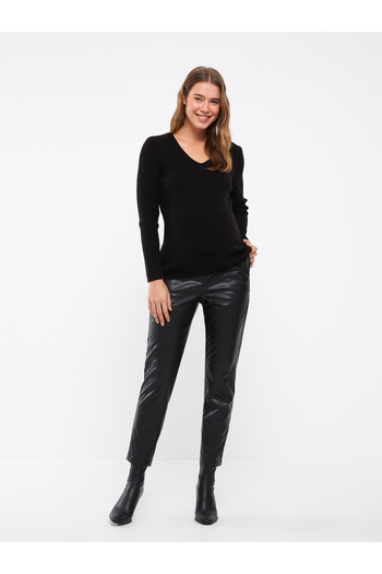 LC Waikiki V-Neck Glitter Detailed Long Sleeve Maternity Knitwear Sweater