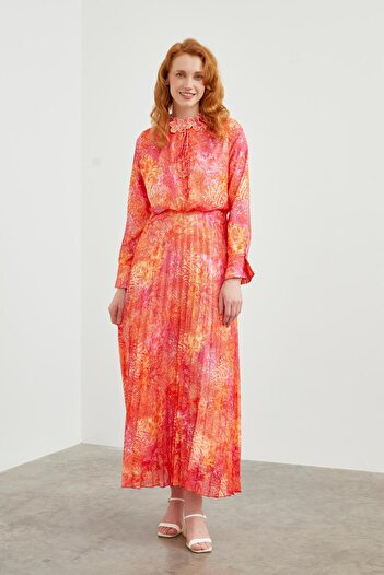 Zühre Orange Long Dress - Flower Detailed Collar, E-0407