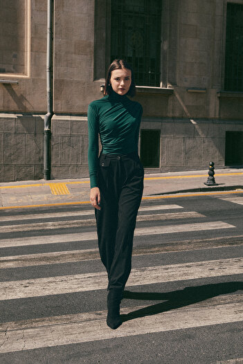 Fulla Moda Basic Yanı Büzgülü Bluz