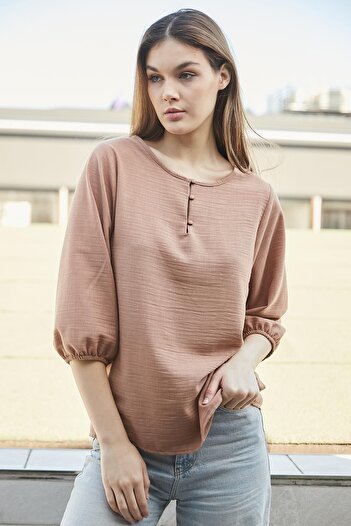 Jument Women's Linen Wide Zero Neck Collar Buttoned Arms Elastic Blouse -Camel