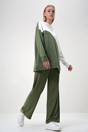 Trend Alaçatı Stili Women's Khaki Crew Neck Color Block Two Thread Bottom-Top Suit Alc-X12888