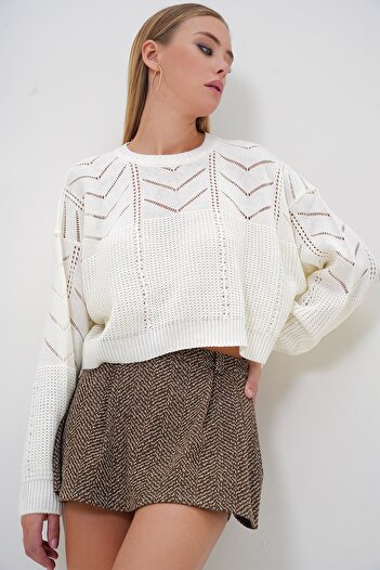 Trend Alaçatı Stili Women's Ecru Crew Neck Bat Sleeve Openwork Knitwear Sweater Alc-X12976