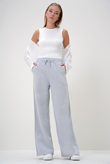 Trend Alaçatı Stili Women's Gray Wide Leg Double Pocket Thick Textured Trousers Alc-X12494