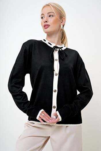 VAGGON Women's Black Crew Neck Lace Detailed Buttoned Design Cardigan Prm1066
