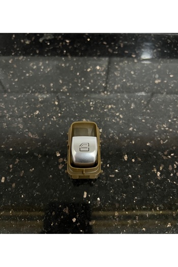 kaytaz Mercedes W205 W213 - Brown Button Compatible for Passenger and Rear Doors