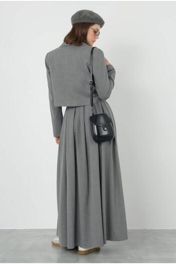 HEQA Μπλέιζερ Crop Duman