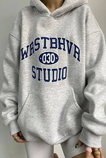 uyguntarz Übergroßes Sweatshirt aus Baumwolle mit Collage-Print