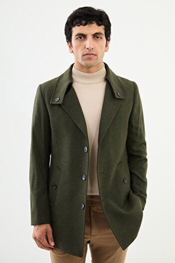 Mcr Buttoned Coat Collar