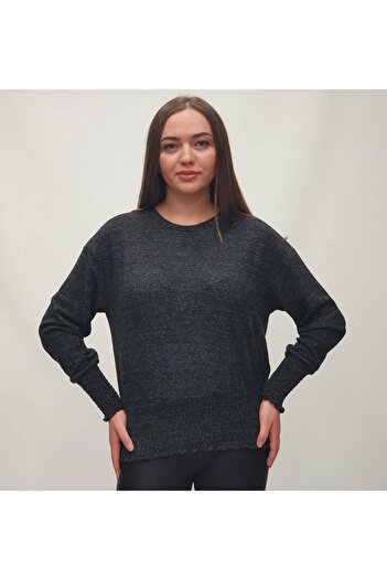 Blue Petrol Women's Crew Neck Waist and Sleeves Rubber Detailed Blouse-Sweater
