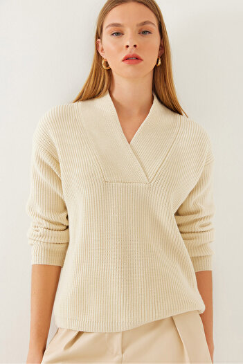 Bianco Lucci Women's V-Neck Knitwear Sweater 20247530