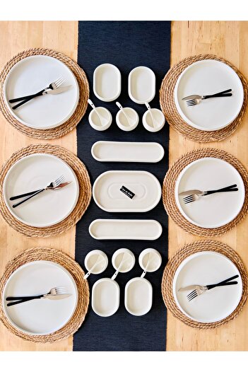 CASA DE BELLA 19 Piece 6-Person Porcelain Breakfast Set