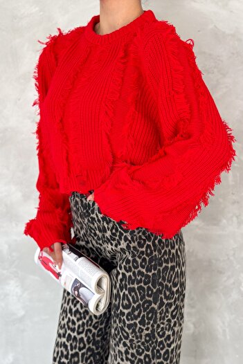 FEMELLE Women's Red Standard Size Ripped Detailed Tasseled Knitwear Sweater