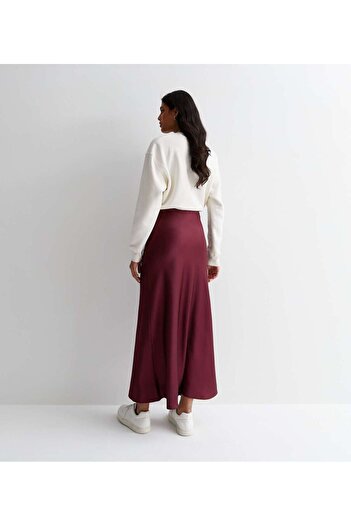 afeta Fusta Midi din Satin Bordeaux