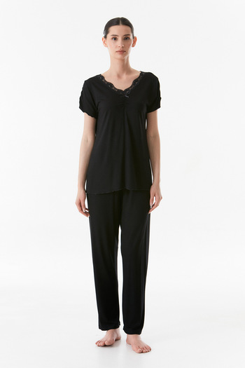 Fulla Moda V-Neck Lace Basic Pajama Set