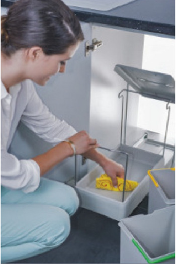 Pelikan 21600 Rail In-Cabinet Trash Can 16+1 Lt (17 Lt)