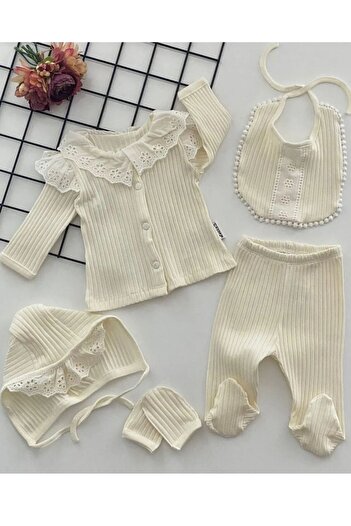 Necix's 6-Piece Baby Birth Set - Hospital Exit, Mother and Baby Care, Shoulder and Backpack, Blanket, Socks and Wipes