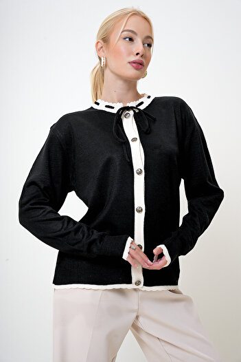 VAGGON Women's Black Crew Neck Lace Detailed Buttoned Design Cardigan Prm1066