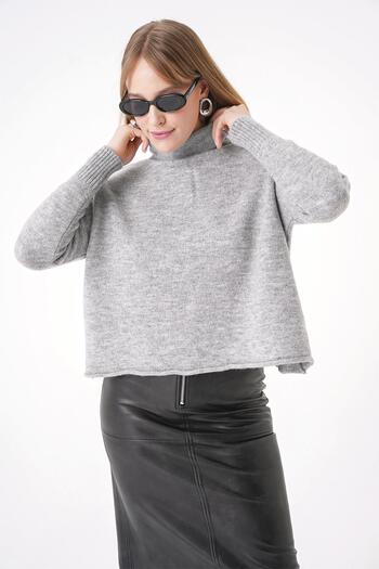 CHUBA Gray Turtleneck Oversize Knitwear Sweater - Soft Texture 25W3014