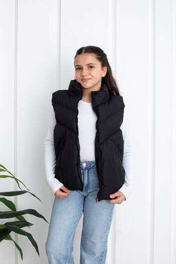 Jomoti Unisex Black Children's Vest