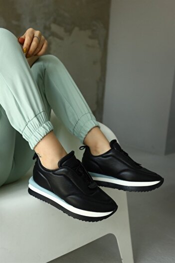 NILUFARR Balla Siyah Hakiki Deri Kadın Sneaker