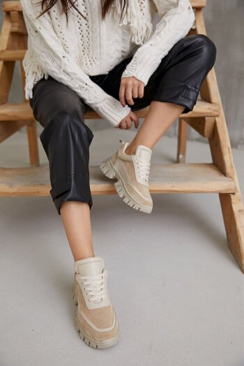 NILUFARR Diora Bej Süet Deri Bağcıklı Kadın Sneakers