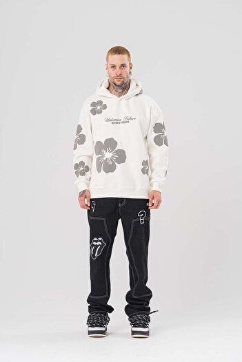 go gang own Lips Embroidery Detailed Jean Baggy Trousers