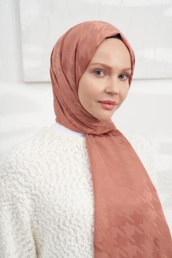 ARMANDA Italian Jacquard Piece Patterned Shal