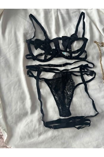 İNKO İÇ GİYİM 3-Piece Set with Garter Ribbon Detail Fancy Bra Set