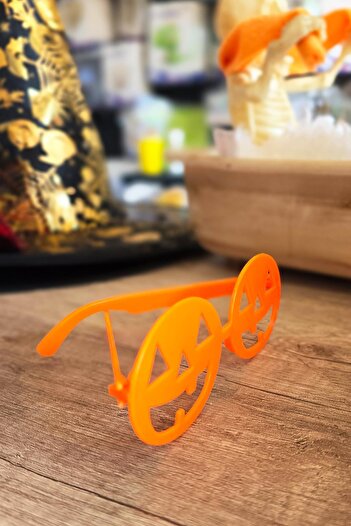 PEKSHOP Orange Shaped Pumpkin Plastic Glasses - 1 Piece Halloween Party
