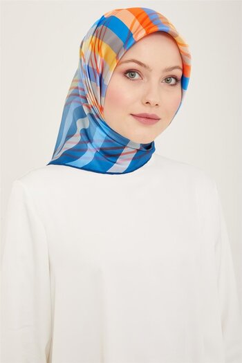 Armine Sura Silk Scarf - 24Ya9107 6 06 Model