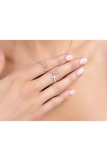 Rachel Silver 925 Ayar Gümüş Gümüş Renk Minimal Haç Kolye