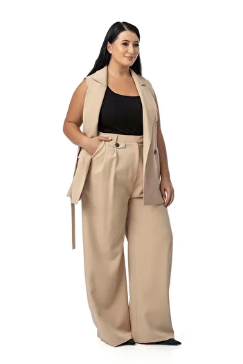 DISENTIS MODEST Large Size Double-Breasted Vest Trousers Beige Color Double Set