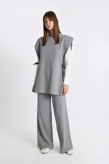 DeFacto Y1325 Relax Fit Trousers