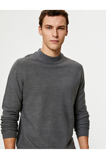 Koton Tricotaj de bază Pulover Slim Fit Guler Stand Texturat Mânecă Lungă