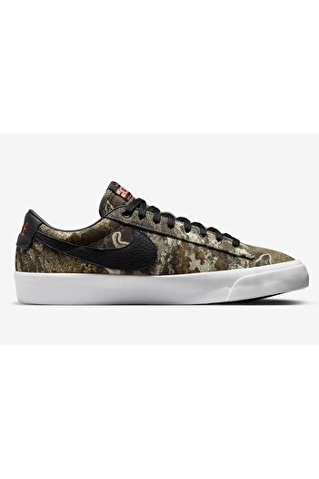 Nike Sb Blazer Low Pro Gt Premium Shoes (Buy a Narrow Fit 1 Size Larger